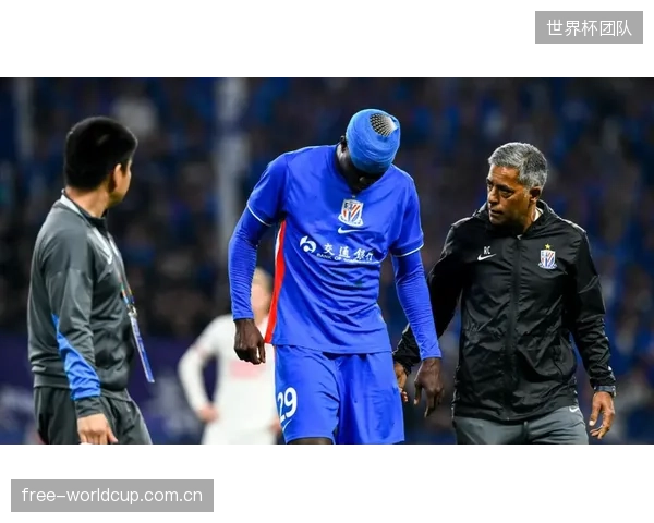 申花前锋拉唐状态火热，半程攻入10球扛起球队进攻大旗。